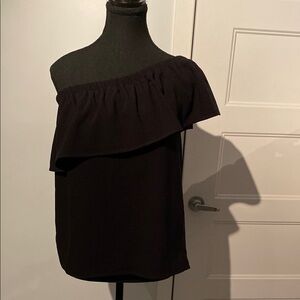 Black Asymmetrical Ruffled Sleeveless Top
